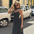 ZENA™ - Robe longue dos nu à col en V et pois classiques