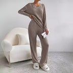 IRENE™ – Ensemble pull côtelé col en V