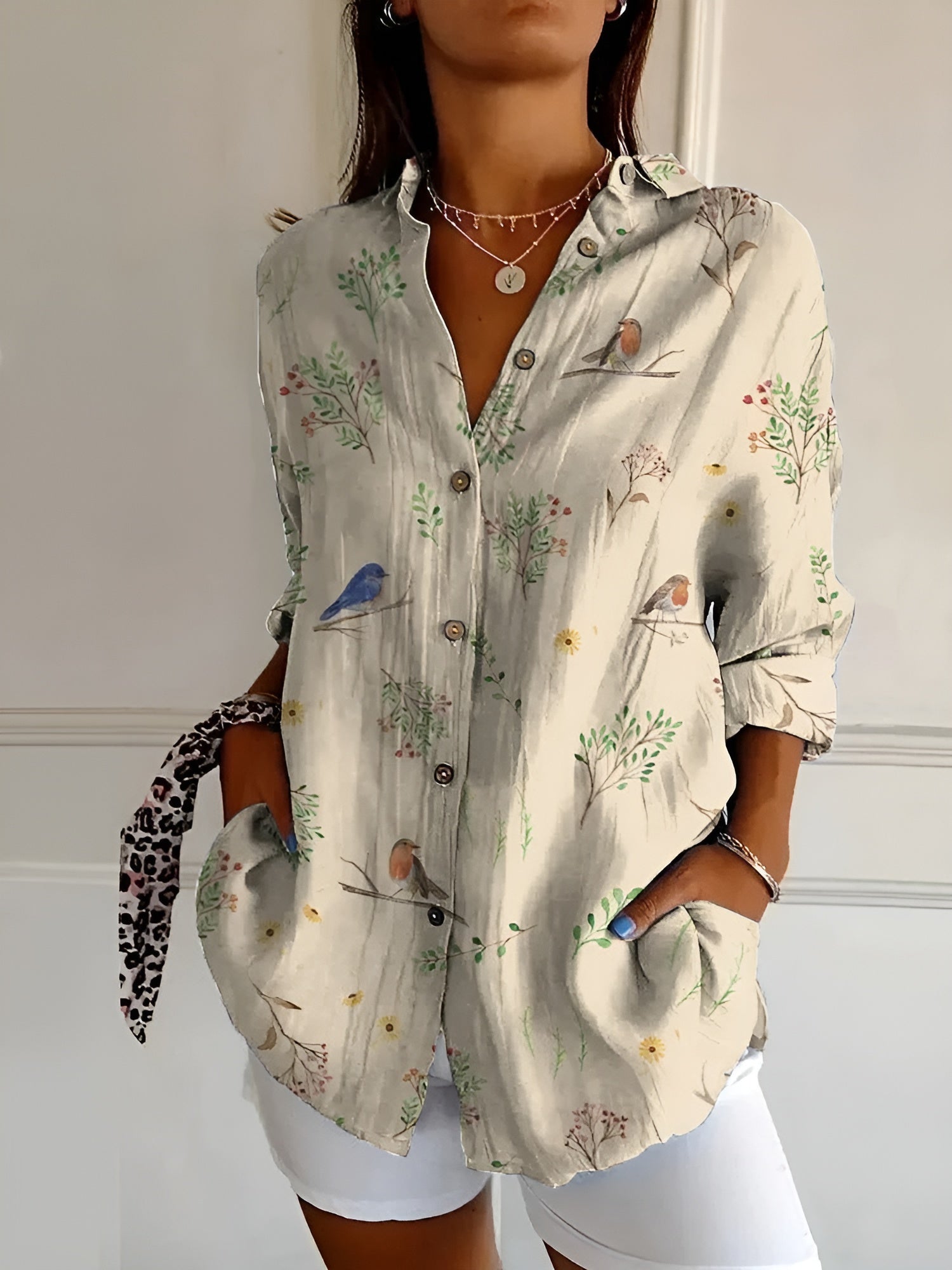 MELODIE™ – Chemise Boutonnée Fleurie et Élégante