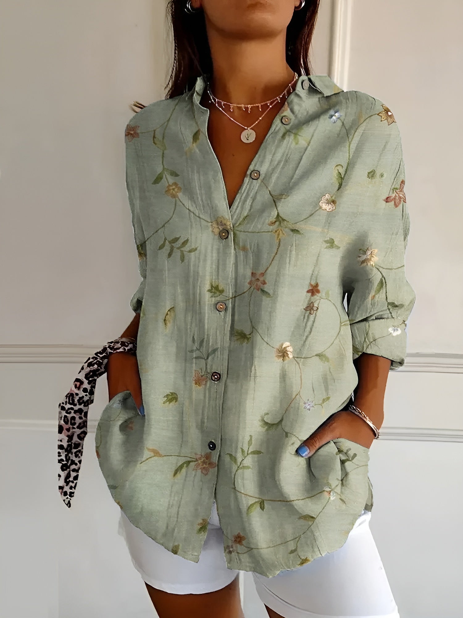 MELODIE™ – Chemise Boutonnée Fleurie et Élégante